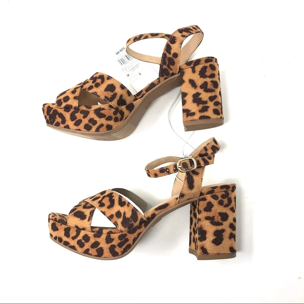 A New Day Gabriella Animal Print Platform Heels - Picture 4 of 8